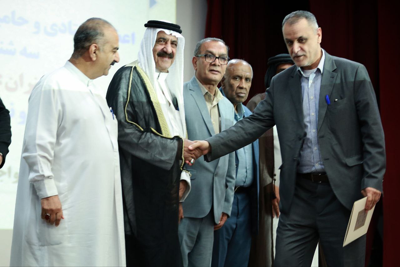 مراسم تجلیل از فعالان ستادی و حامیان دکتر