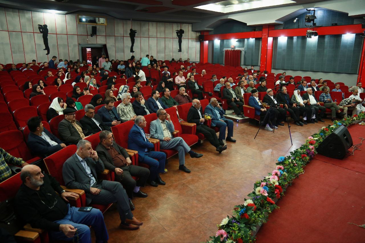 مراسم تجلیل از فعالان ستادی و حامیان دکتر