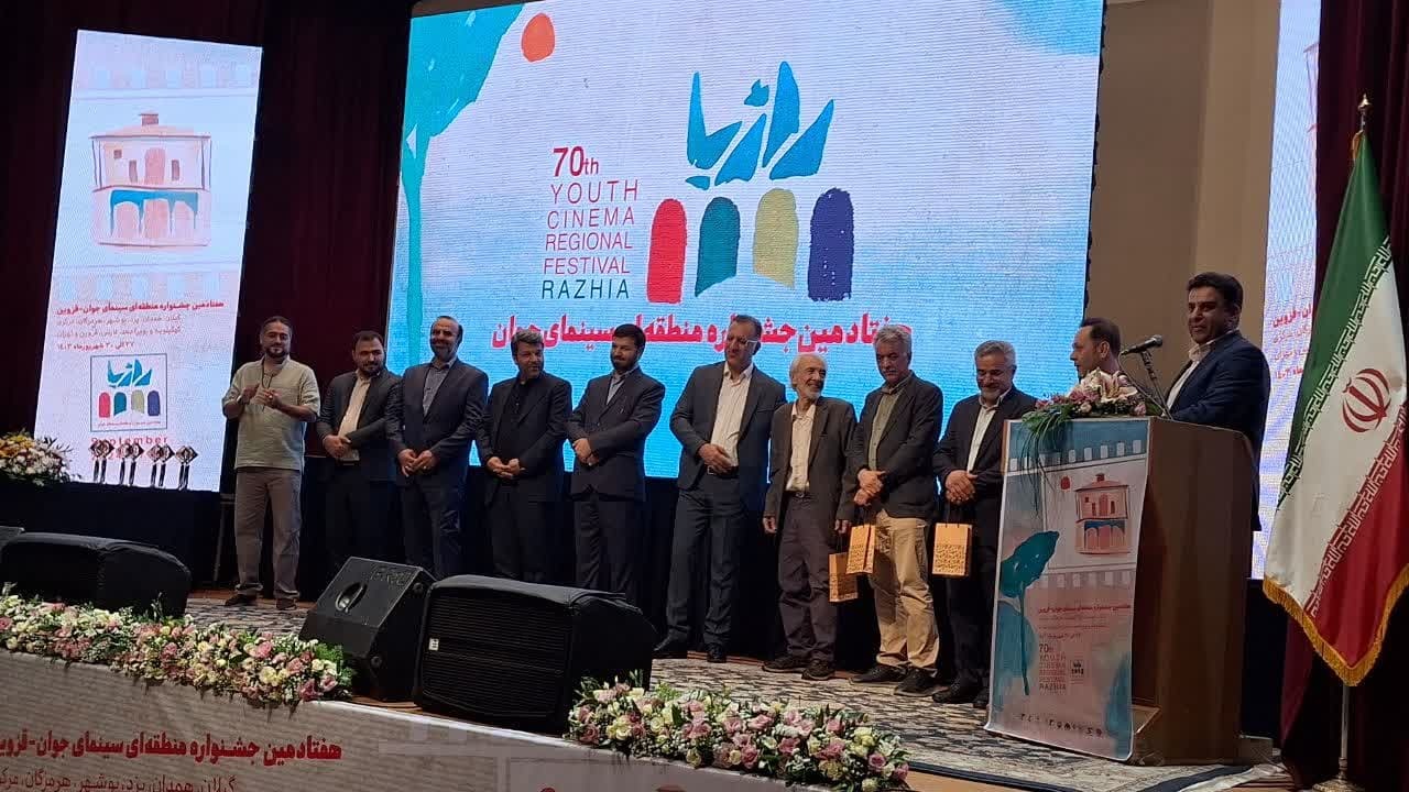 برای احیای سینمای ملی باید فیلمسازان استانها حمایت شوند