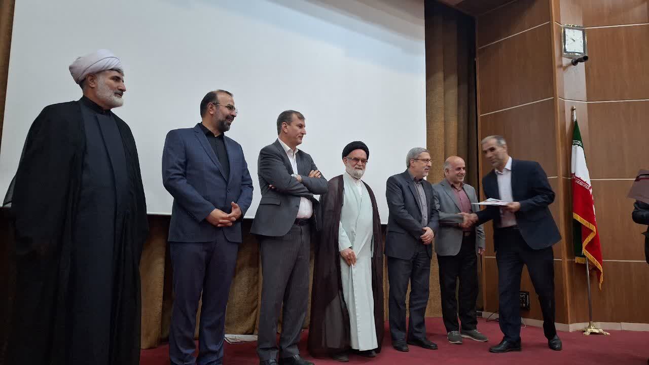 تولیدات محصولات باغی در کشور از خروج سالانه ۲۵ میلیارد دلار ارز جلوگیری کرده است