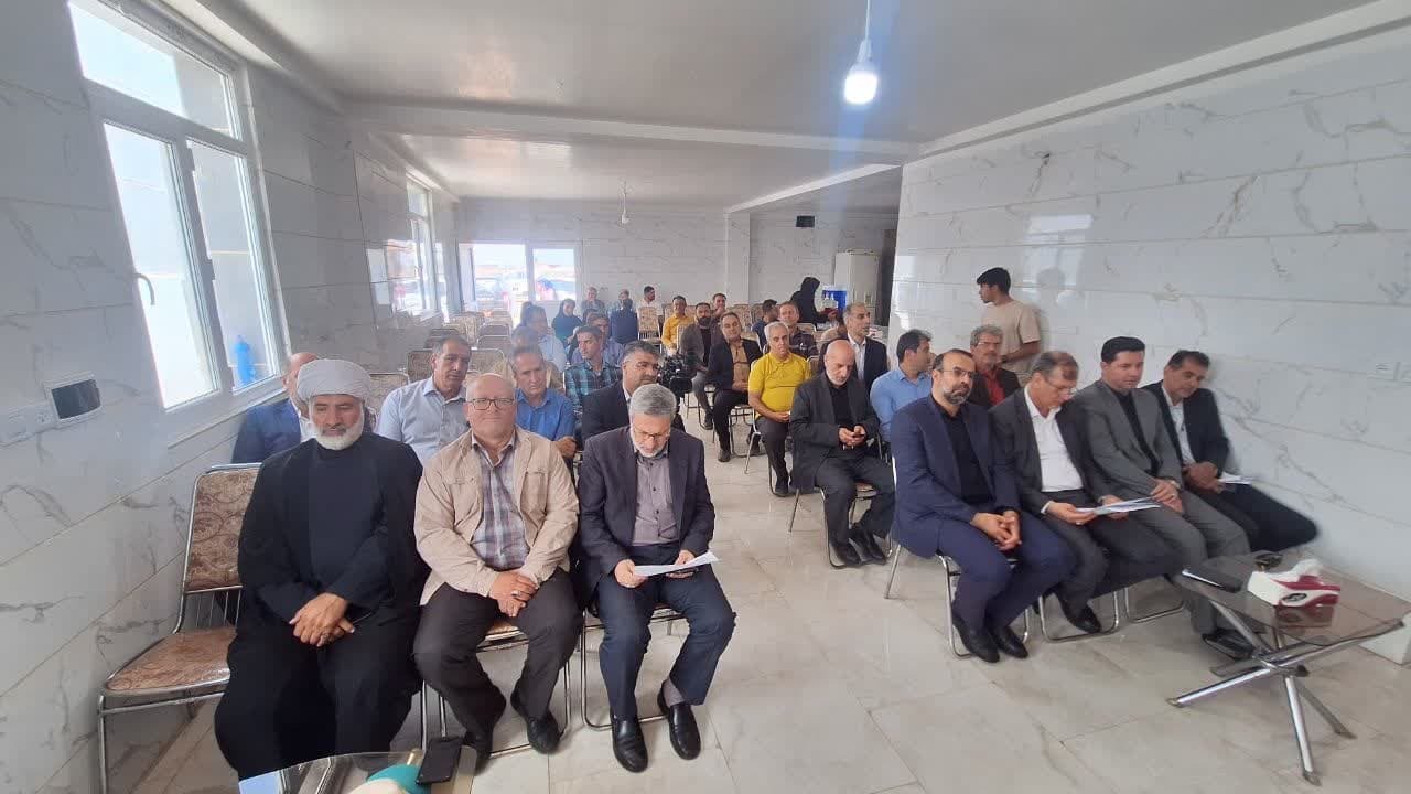 مدیران شهرستان تاکستان تا آخرین لحظه مسئولیت خود با جدیت در خدمت مردم هستند مدیران شهرستان تاکستان تا آخرین لحظه مسئولیت خود با جدیت در خدمت مردم هستند