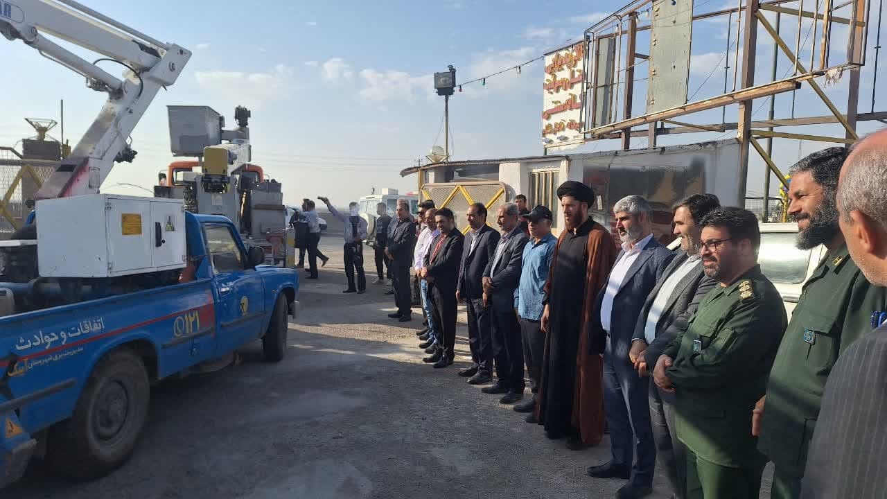 چهارمین اقدام جهادی شرکت توزیع نیروی برق استان در شهر نرجه تاکستان عملیاتی شد