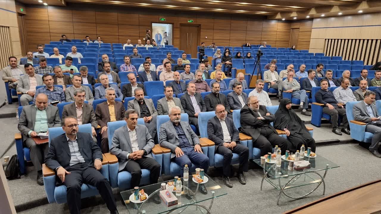 توسعه نیروگاههای تجدید پذیر در استان قزوین را جدی بگیریم