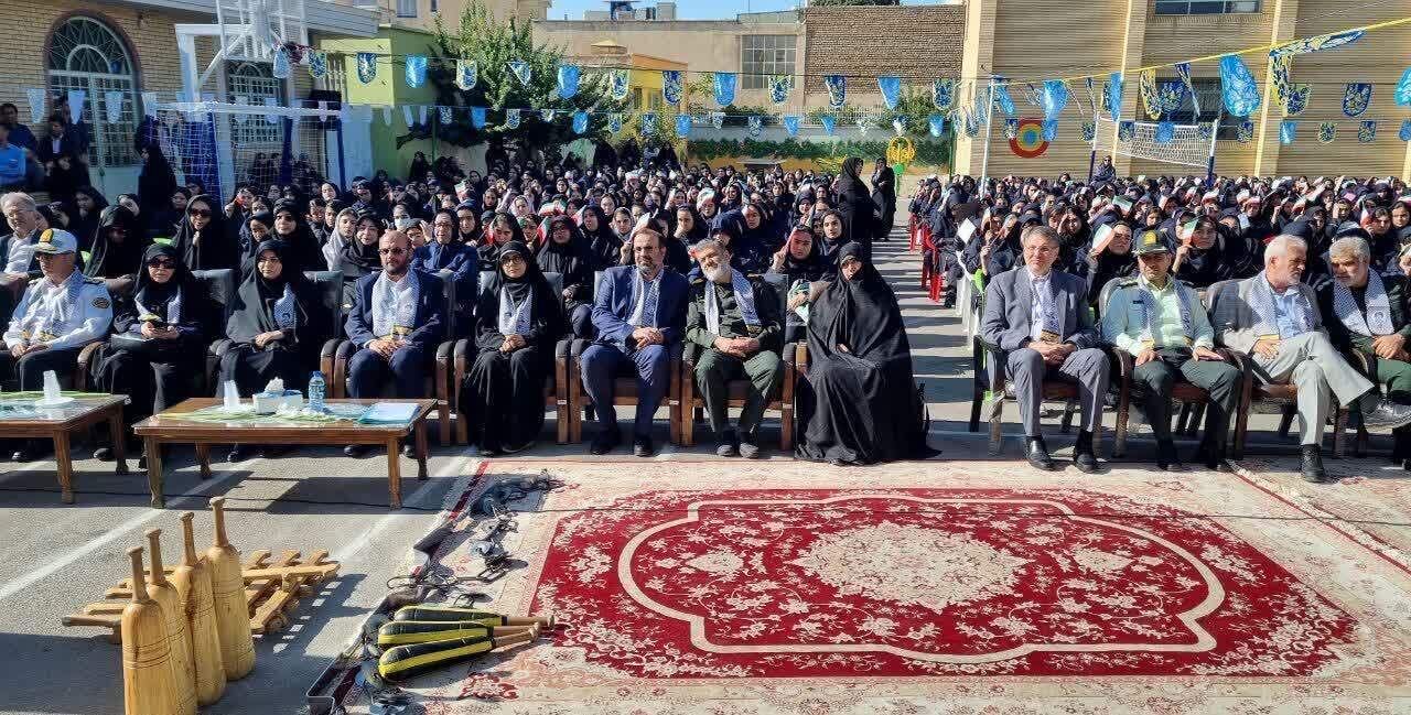 زنگ مهر، مقاومت و نماز در مدارس استان قزوین به صدا در آمد زنگ مهر، مقاومت و نماز در مدارس استان قزوین به صدا در آمد