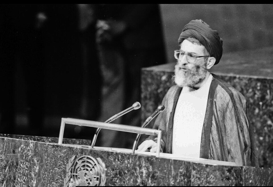 از انتقاد رهبری درسال ۱۳۶۶ تا ممانعت از مداخله خارجی در مجمع عمومی سازمان ملل// گزارش