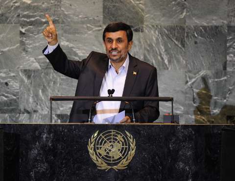 از انتقاد رهبری درسال ۱۳۶۶ تا ممانعت از مداخله خارجی در مجمع عمومی سازمان ملل// گزارش