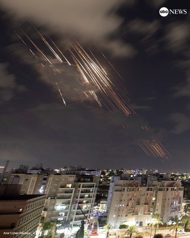 تصاویر خبرگزاری های دنیا از عملیات امشب سپاه تصاویر خبرگزاری های دنیا از عملیات امشب سپاه