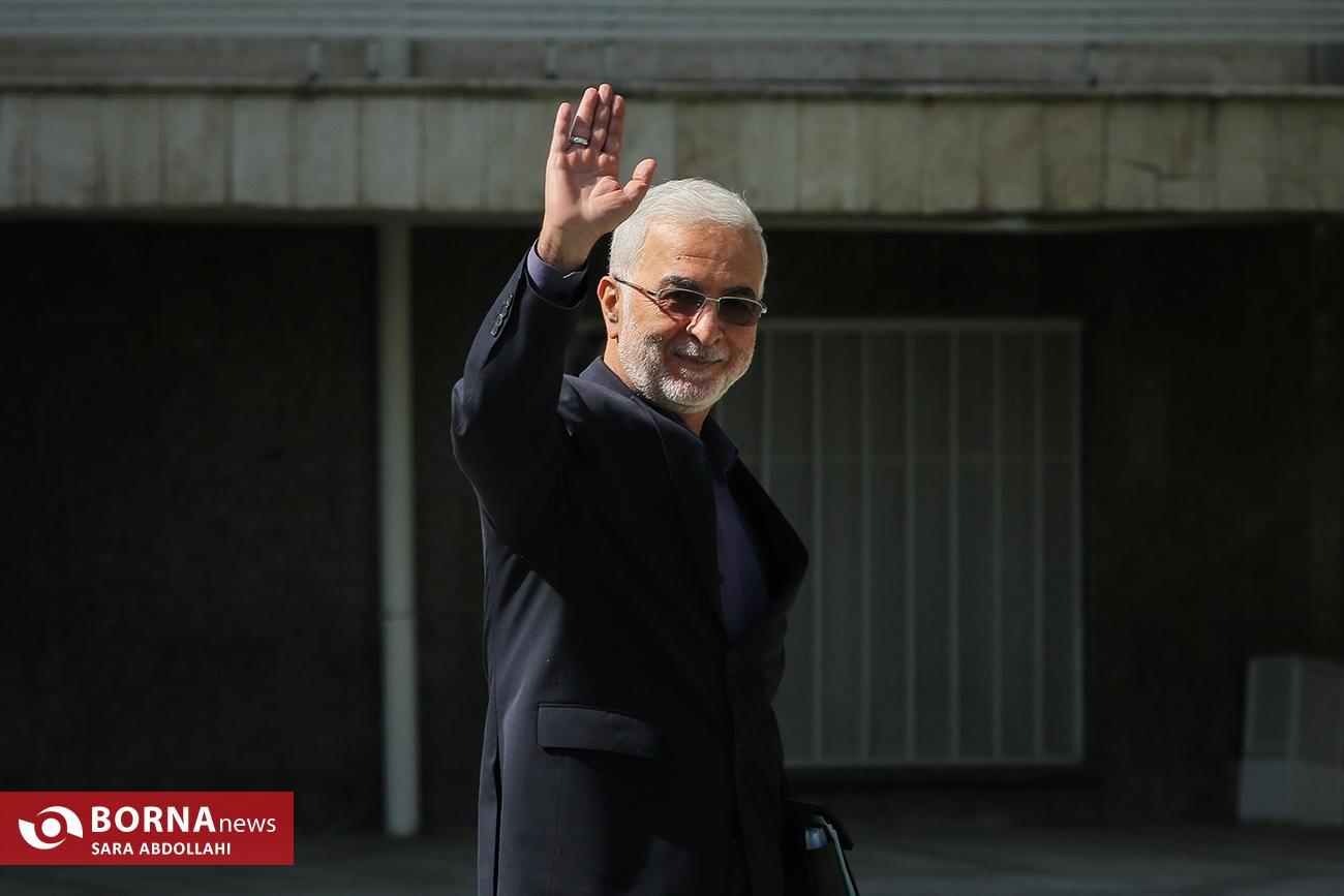 در اولین حضور خبرنگاران در حیاط دولت چهاردهم چه گذشت