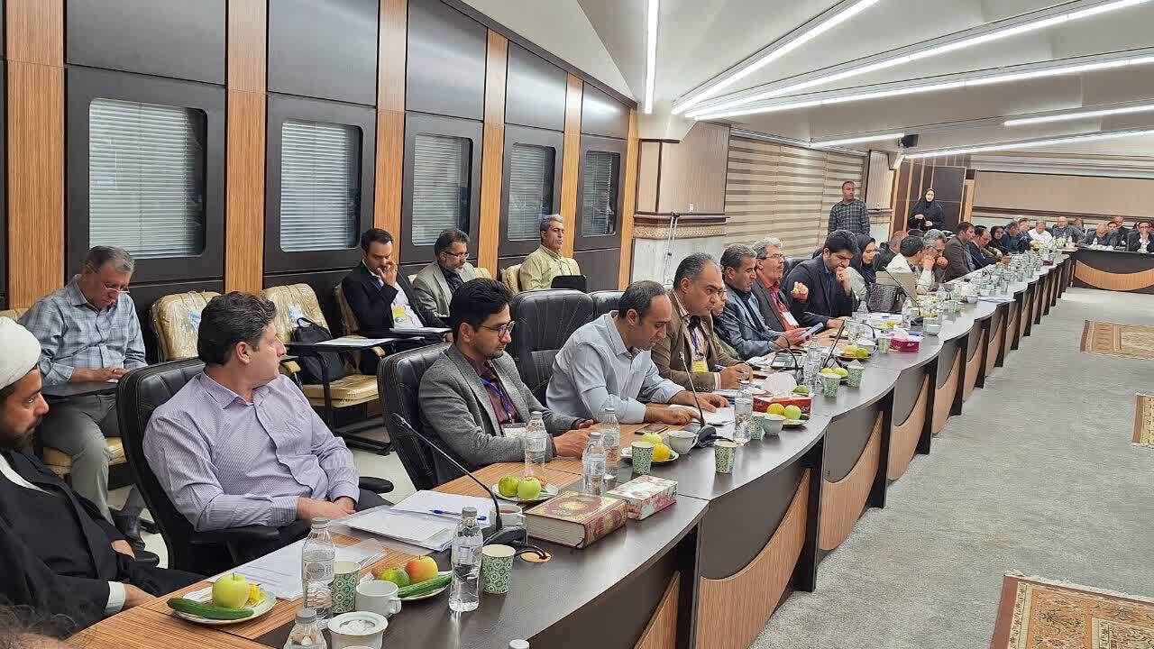 ۲۱۱ اقدام عملی برای تحقق سند چشم انداز در کشاورزی پیش بینی شده است