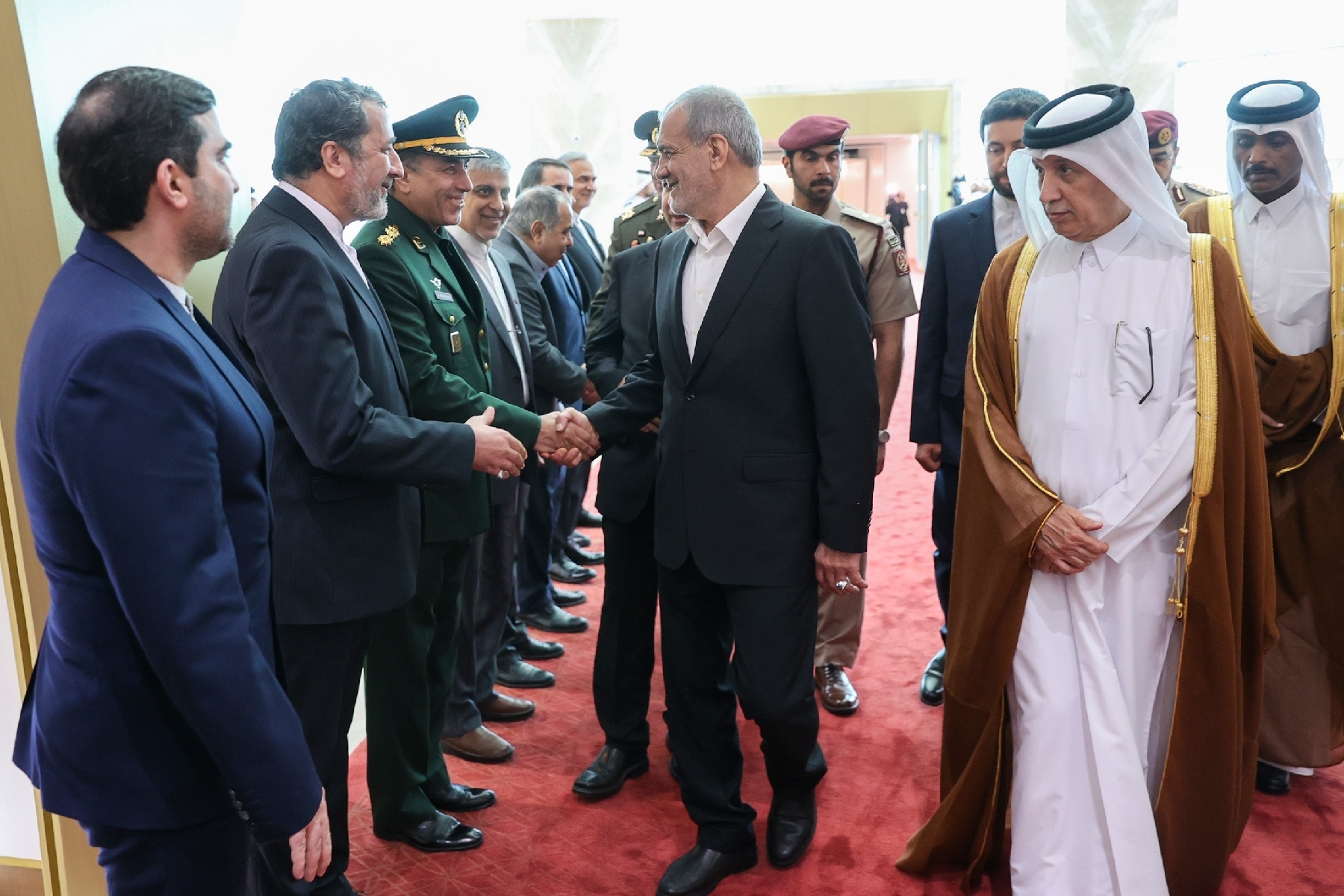 از شجاعت پزشکیان و حمایت از جبهه مقاومت تا وفاق و همدلی میان ملت های منطقه//گزارش