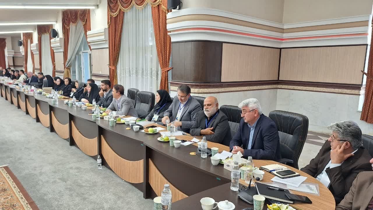 ۱۷۰ نخبه کشاورزی در سطح ملی و کشوری برگزیده شده اند ۱۷۰ نخبه کشاورزی در سطح ملی و کشوری برگزیده شده اند