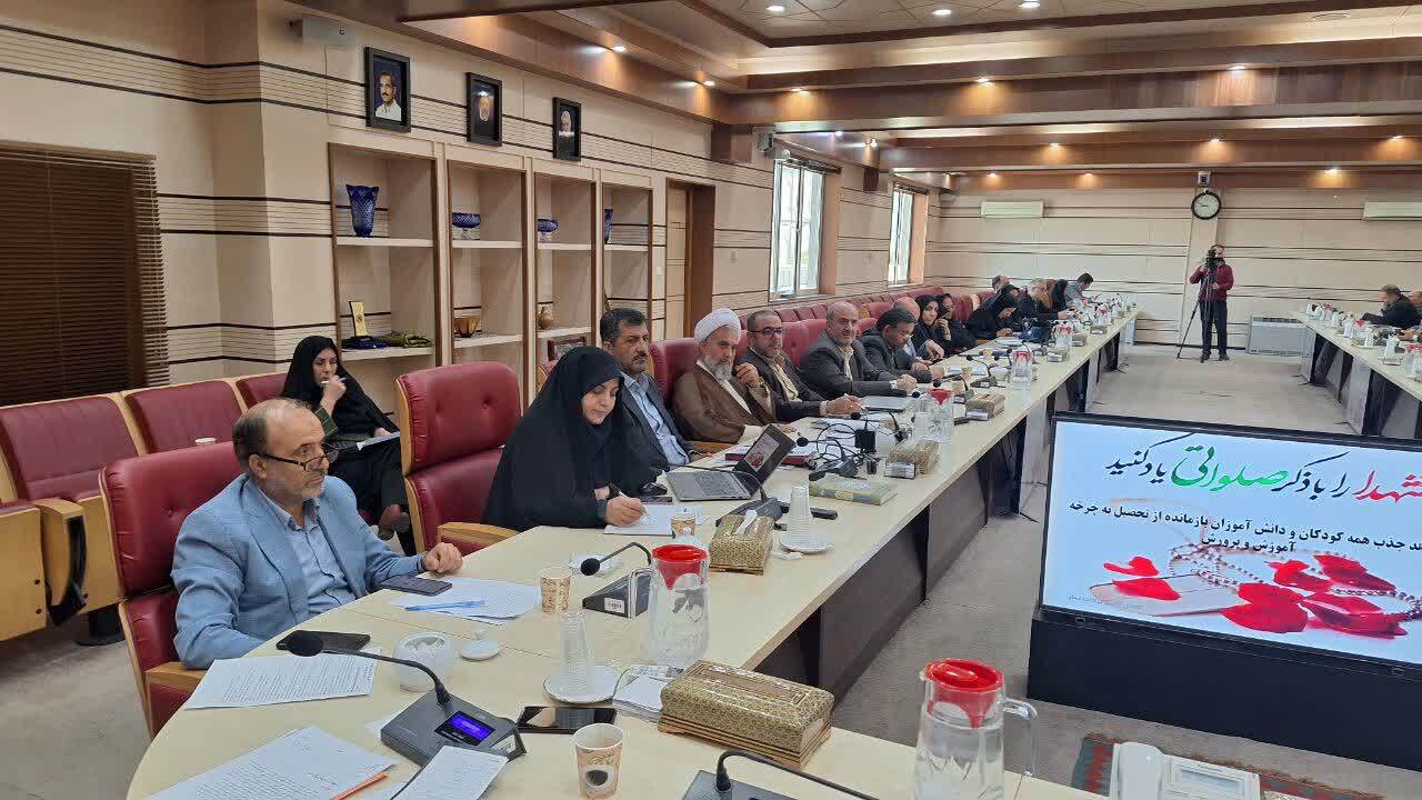 ۱۱ دستگاه اجرایی موظفند با جدیت در اجرای طرح نماد همکاری کنند 