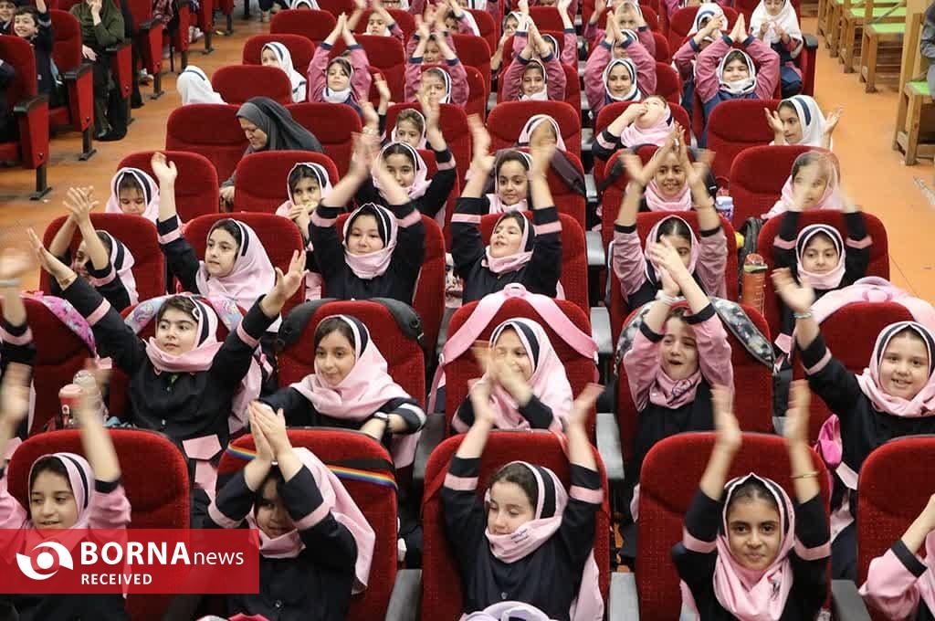 با حضور کودکان و خانواده‌ها، جشن کودکانه‌ها به گُل‌نشست