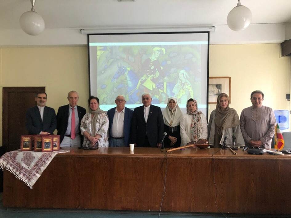 نشست تخصصی ادبیات حماسی ایران و معرفی ترجمه کتاب شاهنامه فردوسی به اسپانیایی