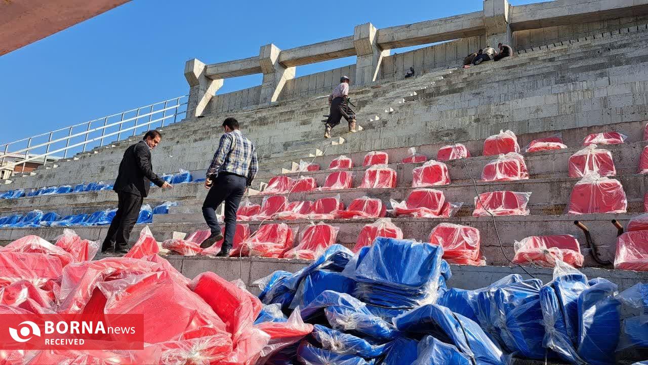 آغاز نصب صندلی‌های سکوی جدید ورزشگاه شهید عضدی رشت