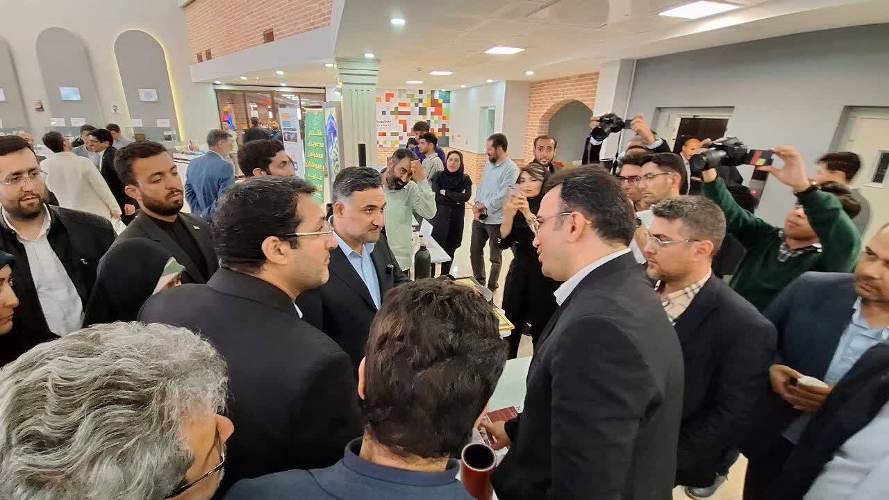 فروش محصولات شرکت های دانش بنیان در استان قزوین به 5800 میلیارد تومان رسید