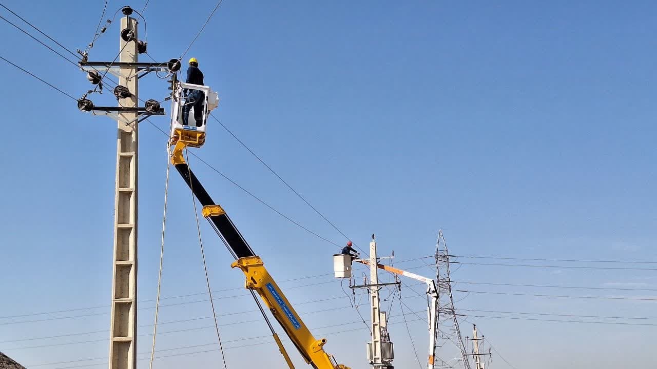 طرح اصلاح شبکه برق در ۶۲۲ روستای استان قزوین اجرا شده است