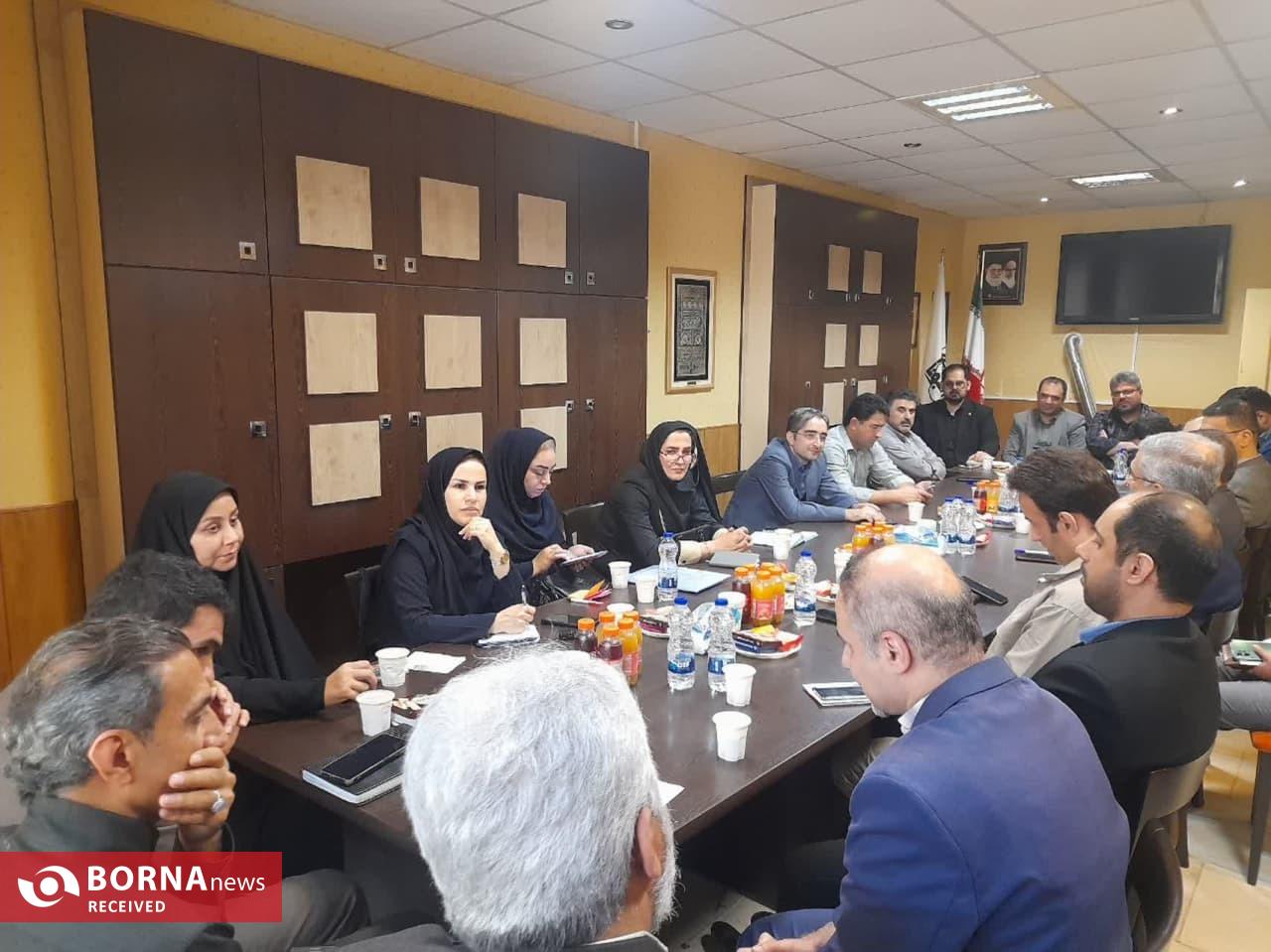 برگزاری جلسه هماندیشی خانه مطبوعات گیلان با مدیران روابط عمومی دستگاههای اجرایی برگزاری جلسه هماندیشی خانه مطبوعات گیلان با مدیران روابط عمومی دستگاههای اجرایی