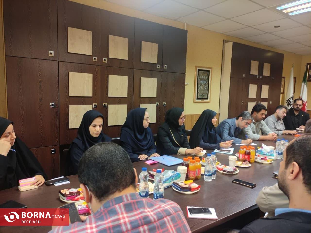 برگزاری جلسه هماندیشی خانه مطبوعات گیلان با مدیران روابط عمومی دستگاههای اجرایی برگزاری جلسه هماندیشی خانه مطبوعات گیلان با مدیران روابط عمومی دستگاههای اجرایی