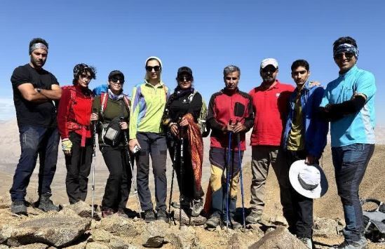 صعود کوهنوردان کارگر قزوینی به قله فیل زمین