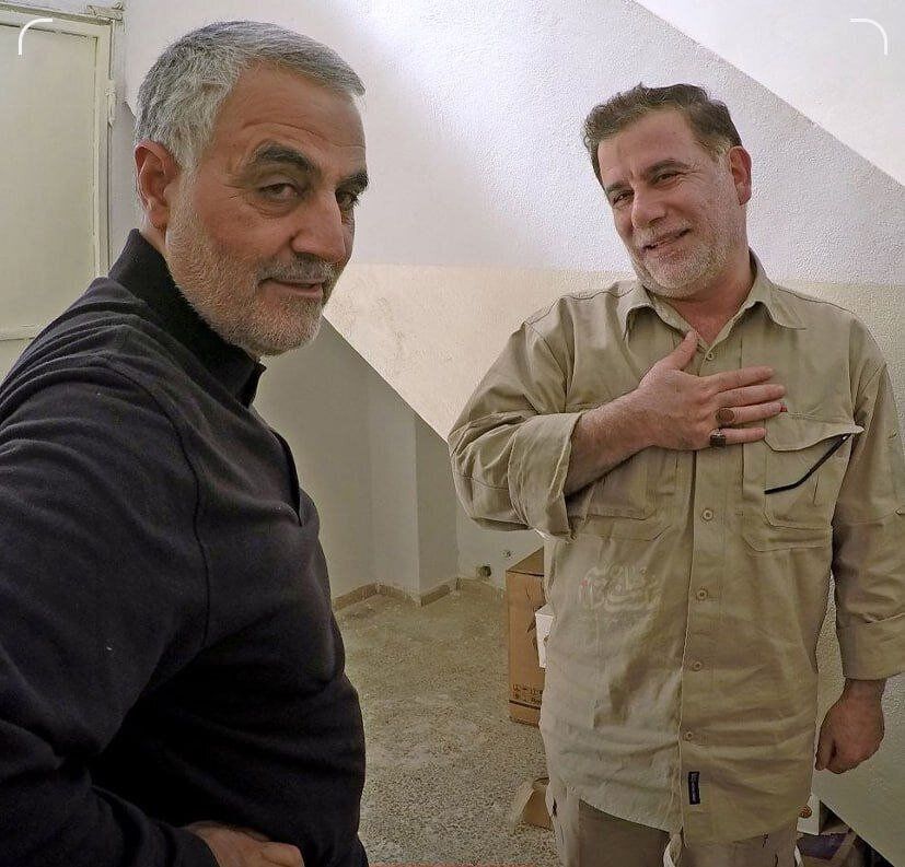 تصویر دیده نشده از شهید عباس نیلفروشان کنار حاج قاسم تصویر دیده نشده از شهید عباس نیلفروشان کنار حاج قاسم