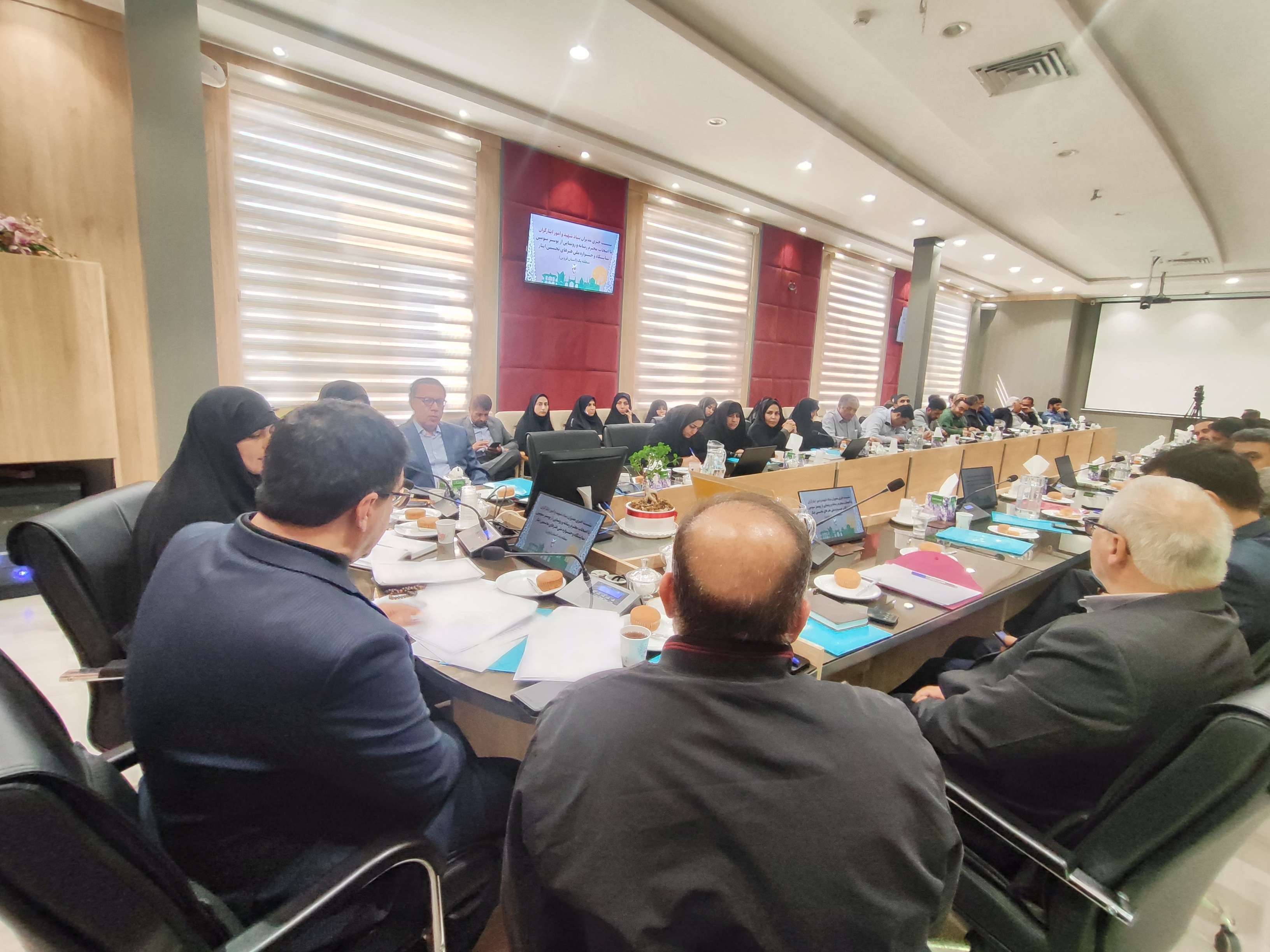 قزوین میزبان 11 استان در جشنواره هنرهای تجسمی «ایثار» است قزوین میزبان 11 استان در جشنواره هنرهای تجسمی «ایثار» است