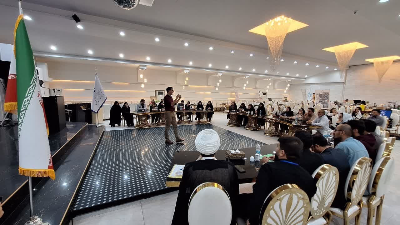 جشنواره اتفاق در قزوین فعالیت خود را آغاز کرد 