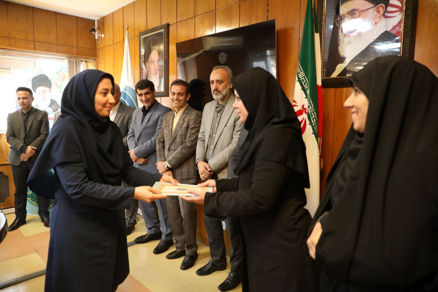 اختتامیه جشنوارههای فرهنگی و ورزشی شرکت آب منطقهای قزوین برگزار شد اختتامیه جشنوارههای فرهنگی و ورزشی شرکت آب منطقهای قزوین برگزار شد