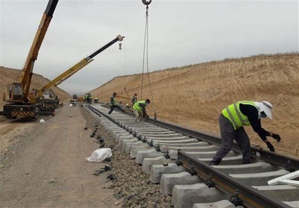 جلسه بررسی احداث راه آهن مرند برگزار شد