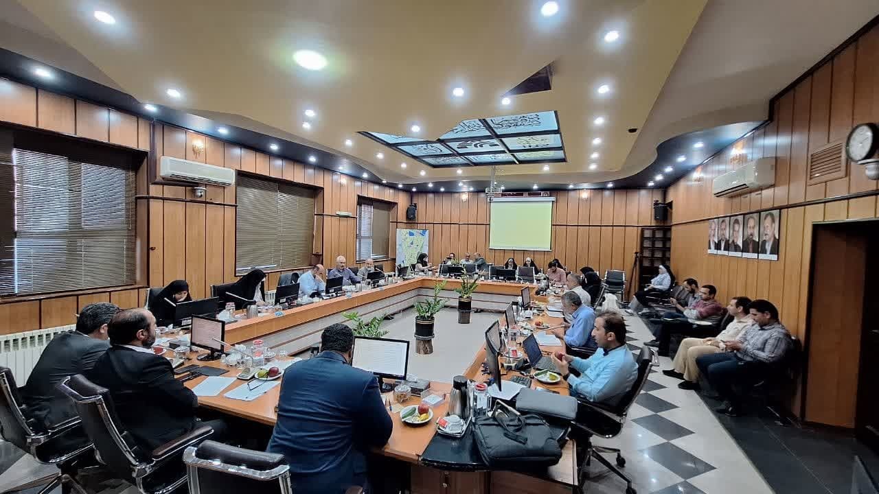 شهردار قزوین به مطالبات اعضای شورای شهر پاسخگو باشد