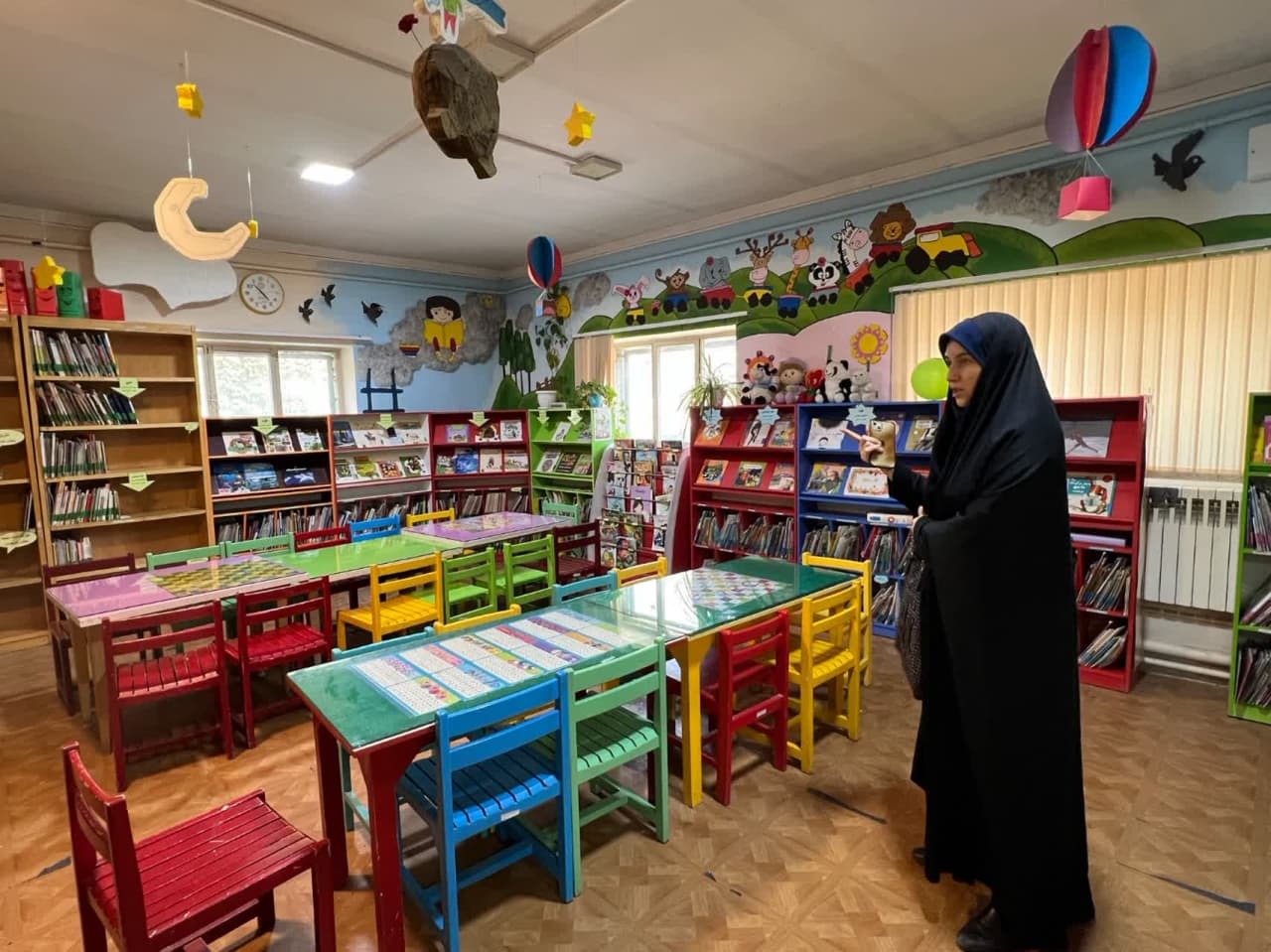 توجه معلولان به مطالعه و افزایش آگاهی ها موجب کاهش استرس و بهبود زندگی این افراد می شود توجه معلولان به مطالعه و افزایش آگاهی ها موجب کاهش استرس و بهبود زندگی این افراد می شود