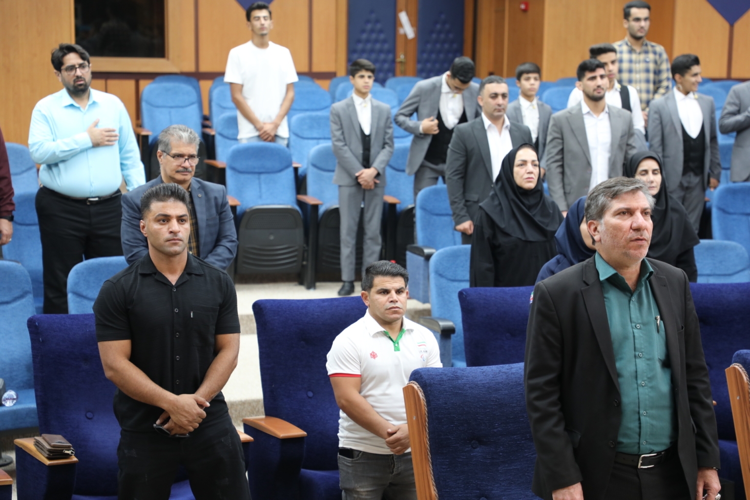 مراسم تجلیل از افتخارآفرینان جهانی و آسیایی خوزستان برگزار شد