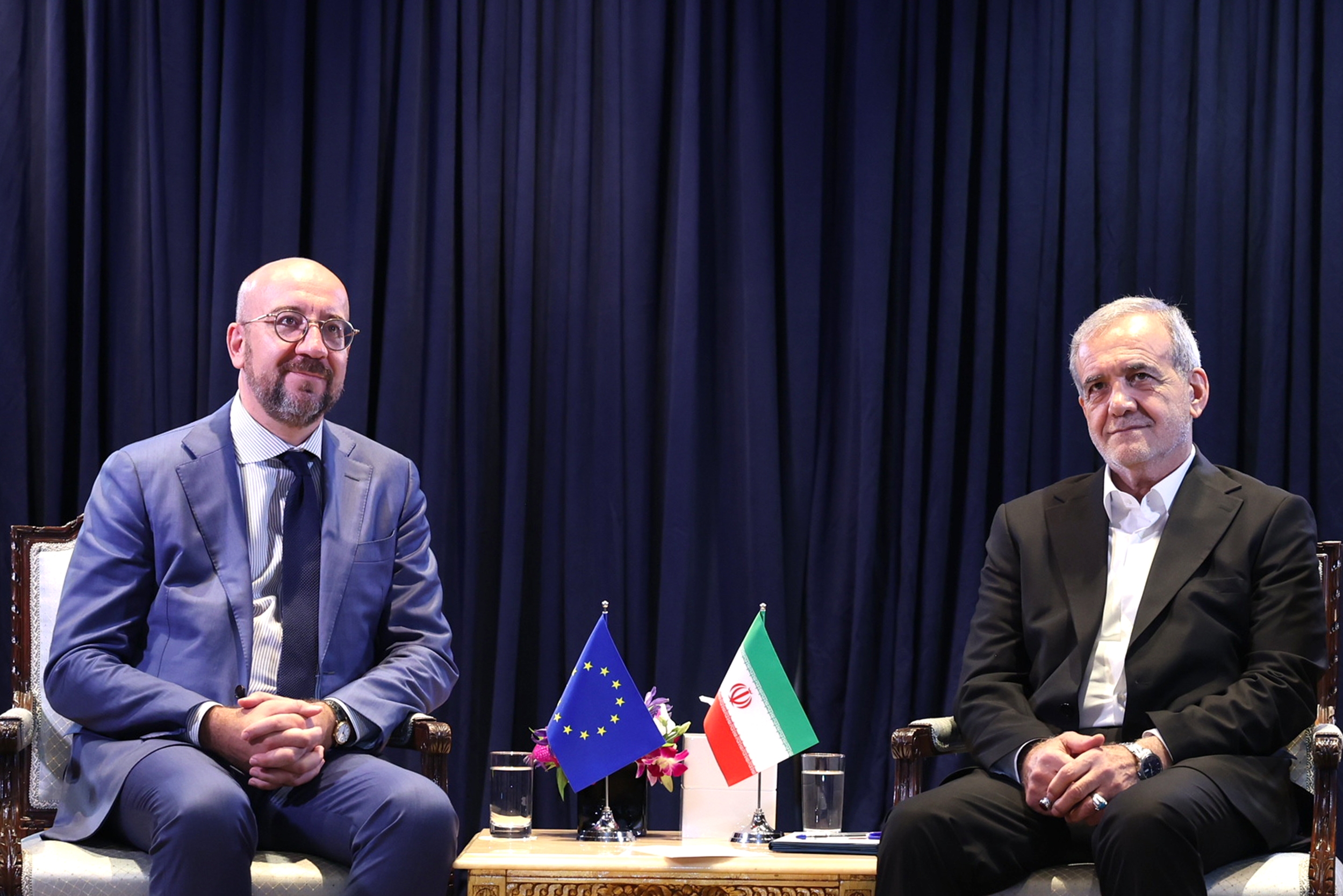 رئیس جمهوری که با پیام صلح رفت و با گنجینه تاریخی بازگشت رئیس جمهوری که با پیام صلح رفت و با گنجینه تاریخی بازگشت