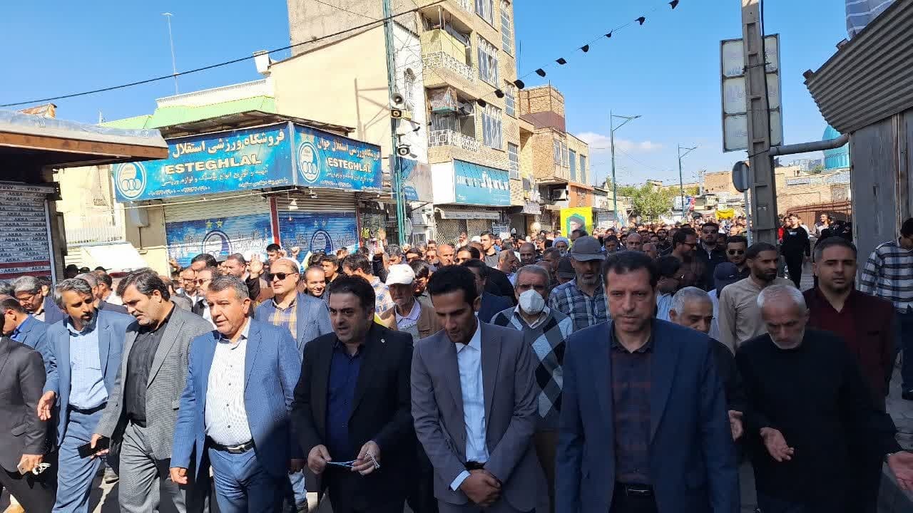 اسرائیل رژیم جنایتکار ، بی ریشه و شیطانی و روبه نابودی است که دچار جنون شده است