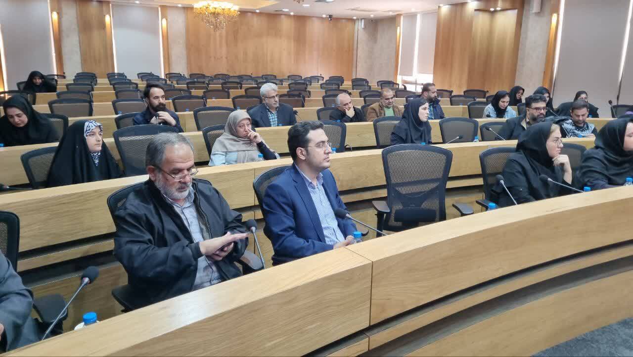 کارگاه مدیریت انتشار اخبار پیشگیری از خودکشی در قزوین برگزار شد