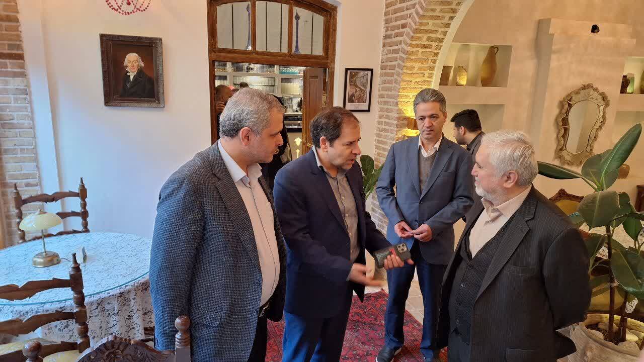 بازدید قائم‌مقام و معاون میراث‌فرهنگی کشور از واحد پذیرایی سنتی عمارت ارثیه در قزوین