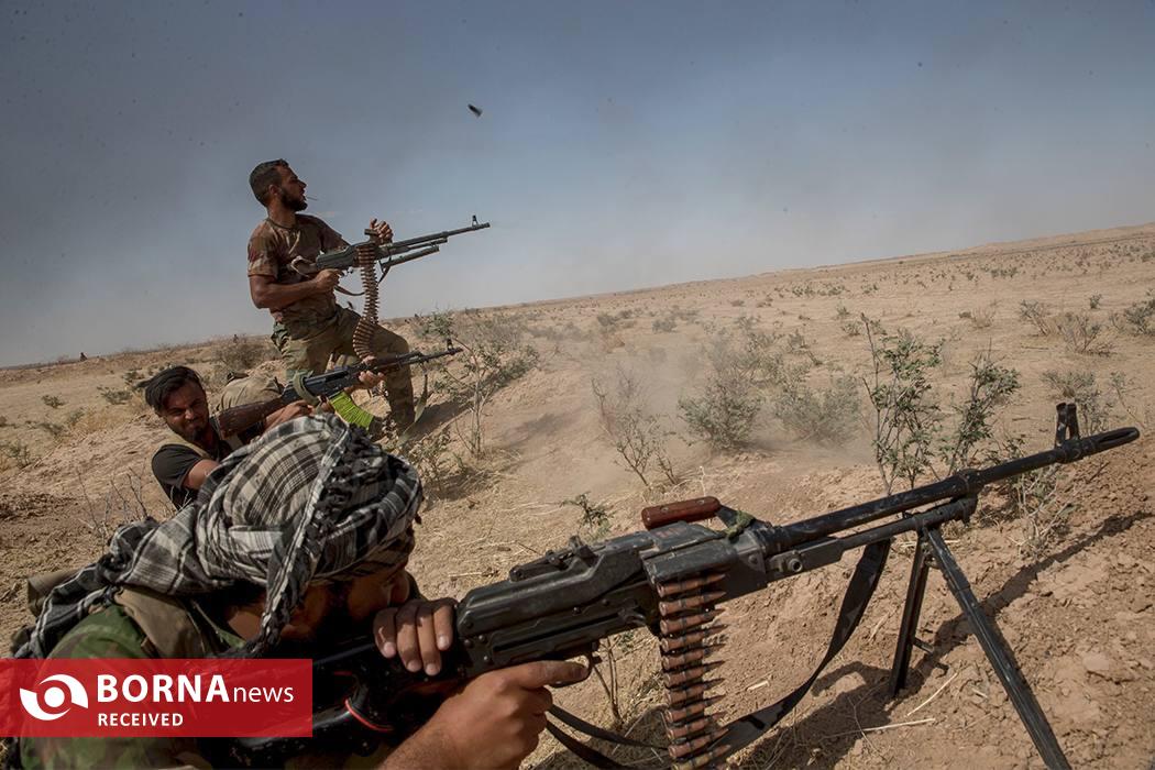 روایت عکاس ایرانی از لحظات جنگ داعش/جنگ انتخاب می‌کند که چه کسی به آن برود!