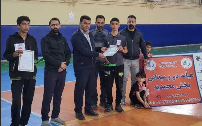 تجلیل از استعدادهای ورزش پایه و دو و میدانی شهر مهرگان تجلیل از استعدادهای ورزش پایه و دو و میدانی شهر مهرگان