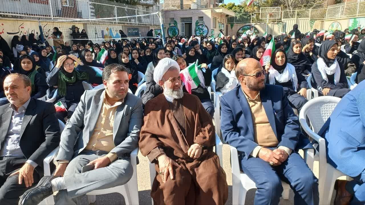 برگزاری انتخابات شورای دانش آموزی در مدارس استان قزوین برگزاری انتخابات شورای دانش آموزی در مدارس استان قزوین