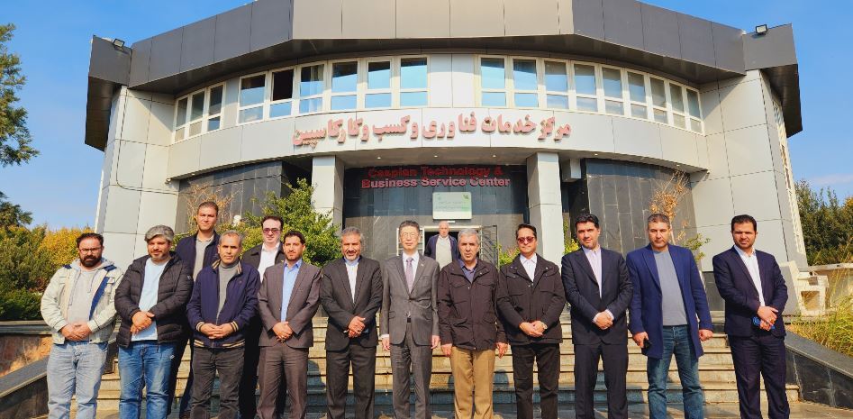 بازدید سفیر چین از نمایشگاه صنایع کوچک استان قزوین بازدید سفیر چین از نمایشگاه صنایع کوچک استان قزوین