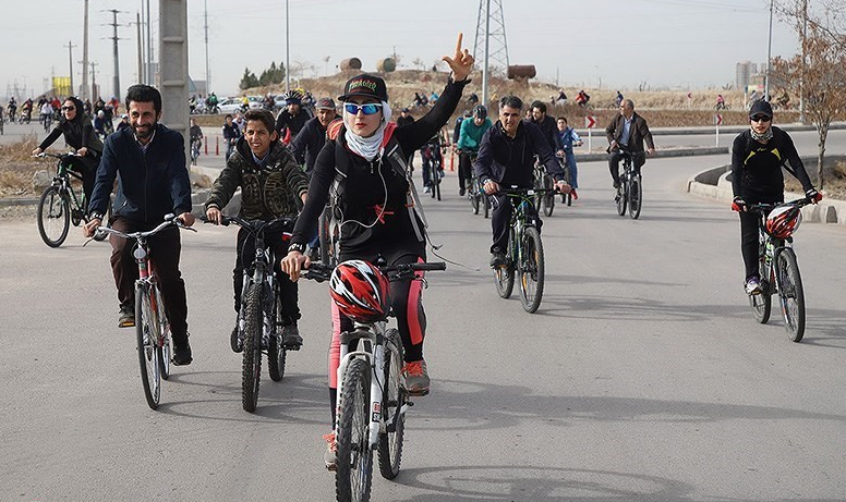 همایش بزرگ دوچرخه سواری در قزوین برگزار شد همایش بزرگ دوچرخه سواری در قزوین برگزار شد