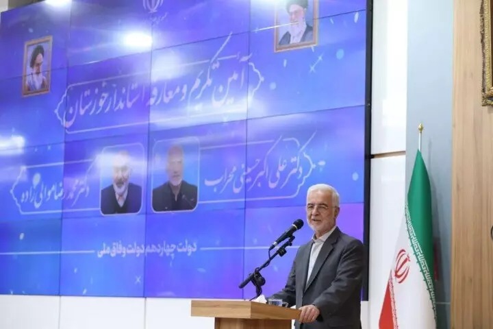 مراسم تودیع و معارفه استانداران سابق و جدید خوزستان برگزار شد