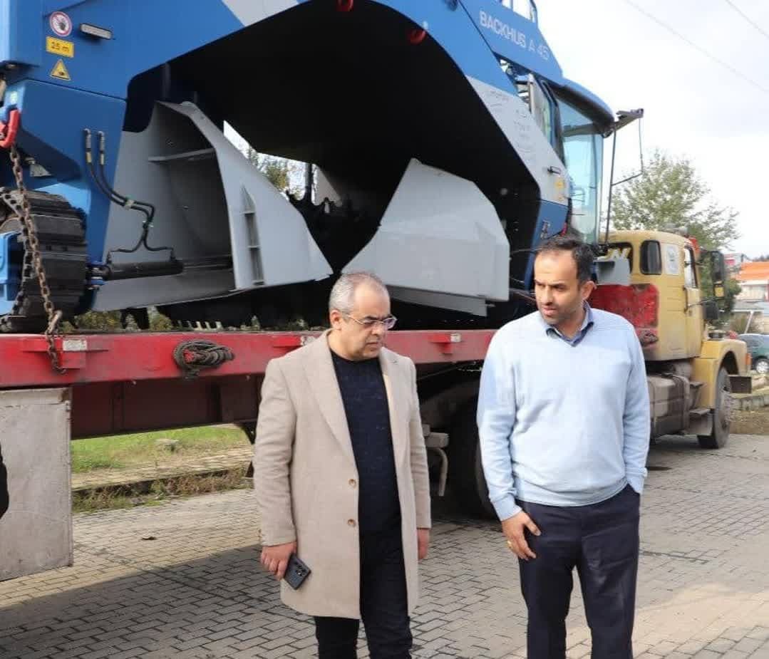 ورود دو دستگاه مجهز جدید جهت تجهیز خطوط جدید پردازش مجتمع کود آلی گیلان