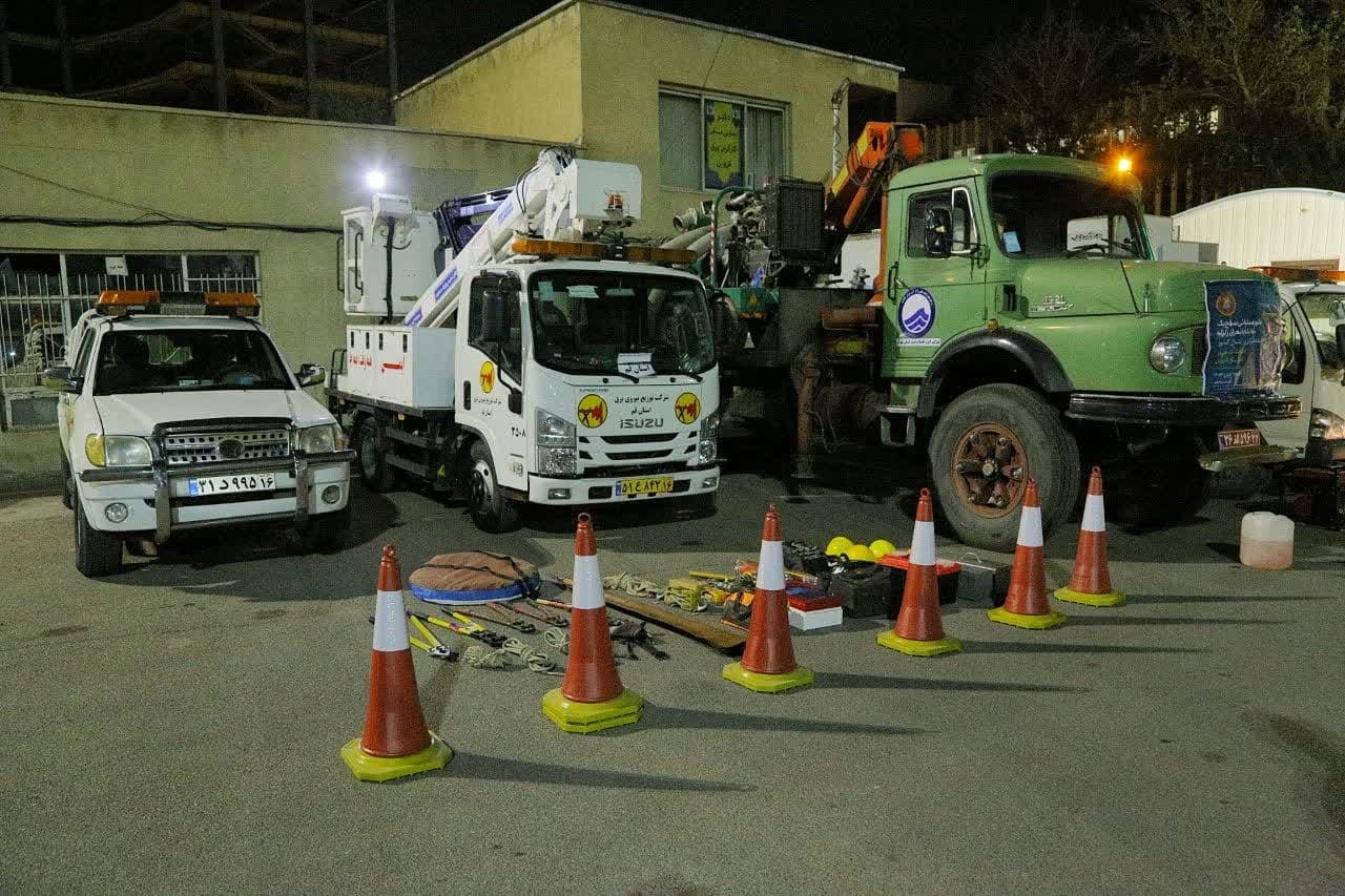 رزمایش عملیاتی سطح یک صنعت آب و برق منطقه مرکزی و شمال کشور در مقابله با زلزله در قزوین آغاز شد