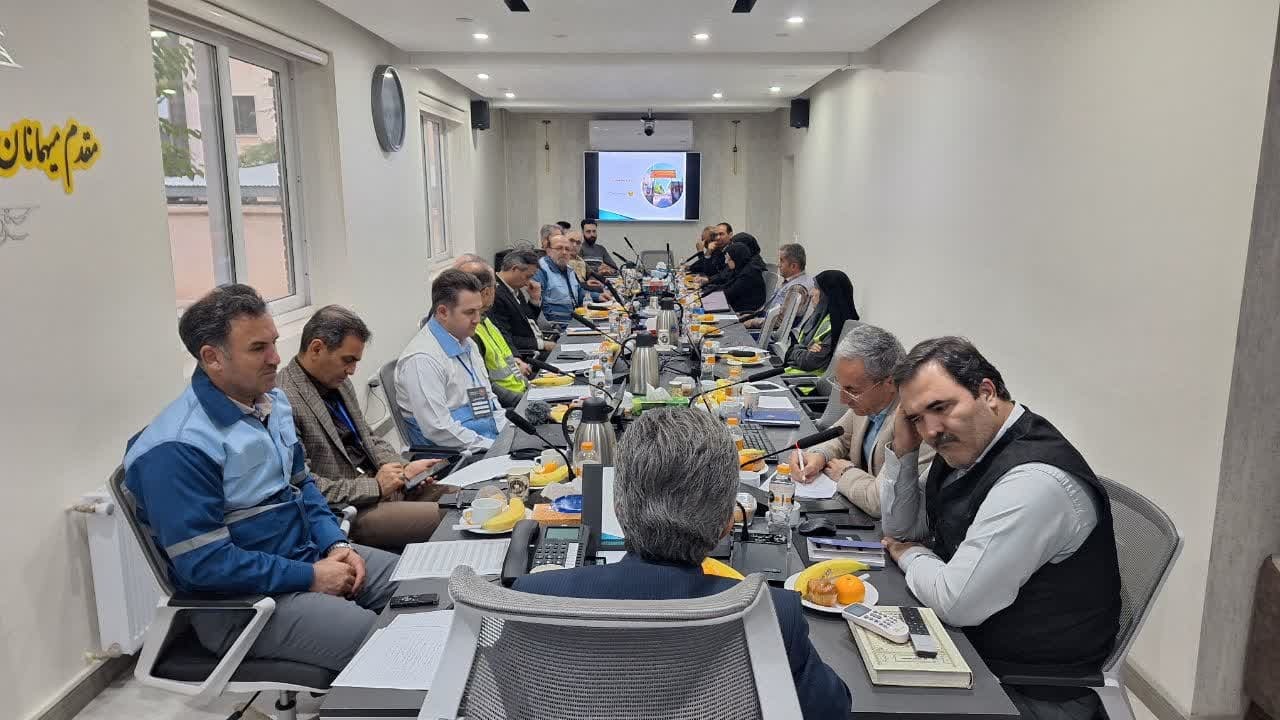 رزمایش عملیاتی سطح یک صنعت آب و برق منطقه مرکزی و شمال کشور در مقابله با زلزله در قزوین آغاز شد