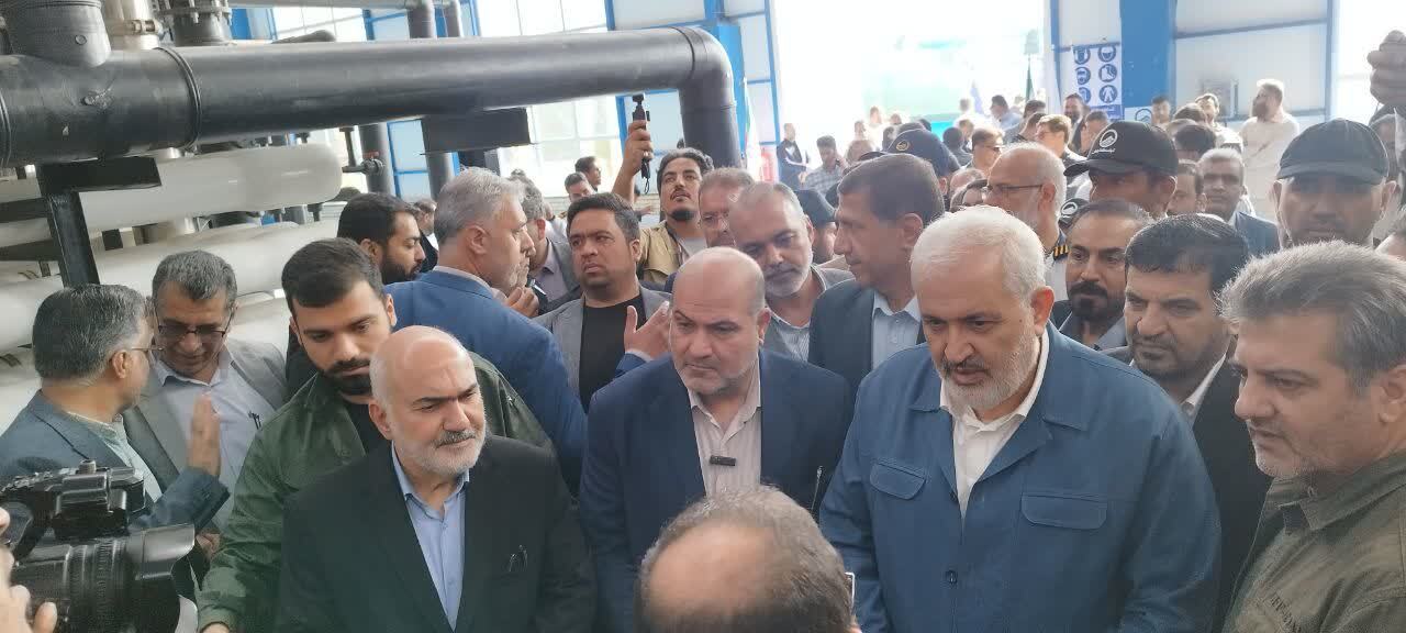 تاسیسات آب شیرین‌کن آبادان به بهره‌برداری رسید