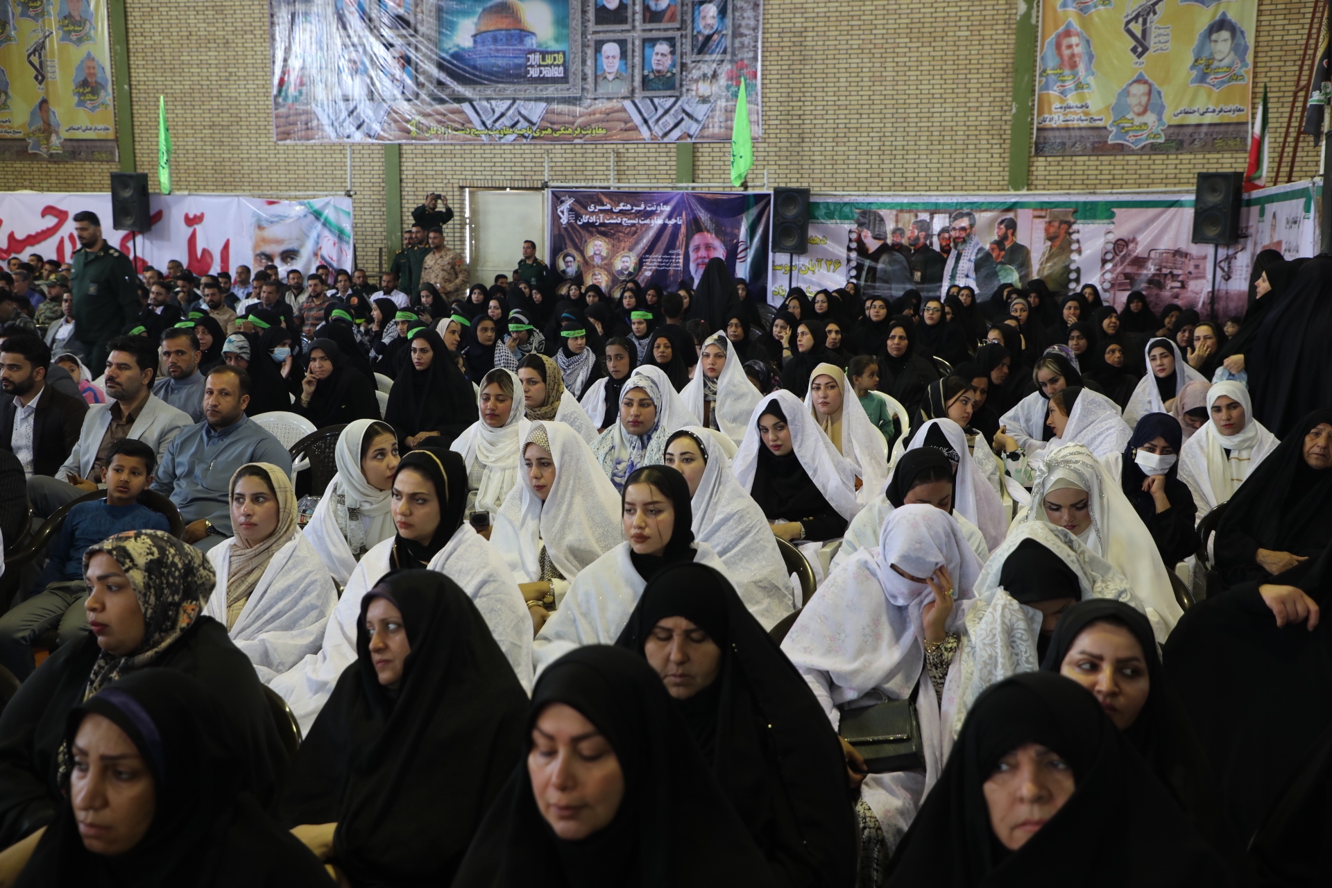 استاندار خوزستان: نقش محوری مقام معظم رهبری در جبهه‌های خوزستان / مردم دشت آزادگان و سوسنگرد شایسته بهترین خدمات هستند