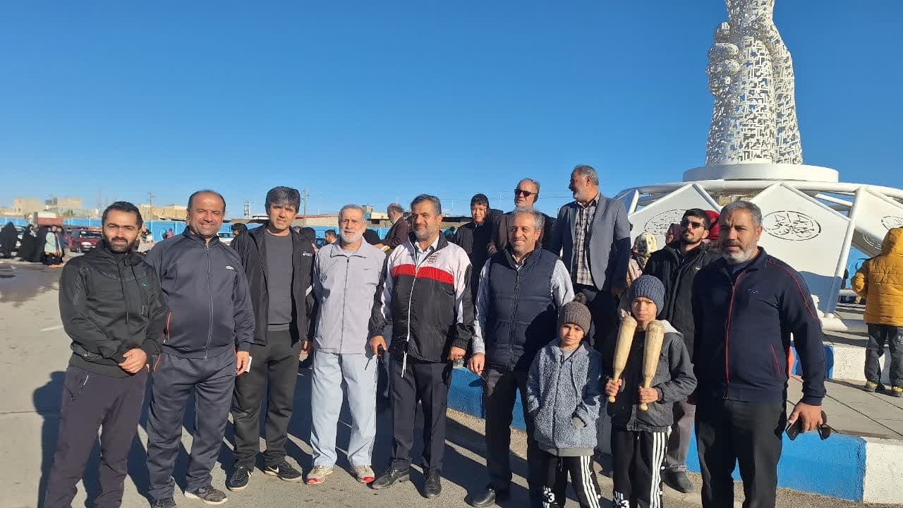 همایش بزرگ پیاده روی در شهر شریف آباد قزوین برگزار شد