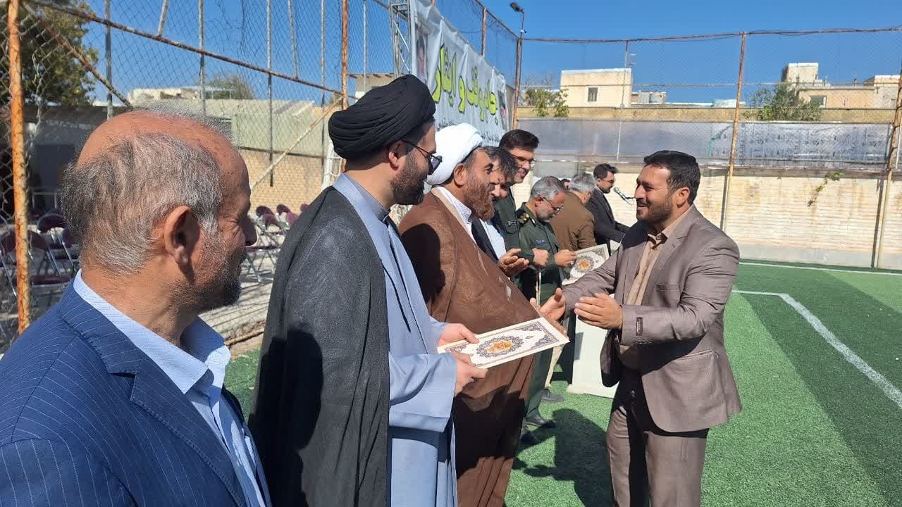 تیم شرکت توزیع نیروی برق استان قزوین قهرمان شد تیم شرکت توزیع نیروی برق استان قزوین قهرمان شد