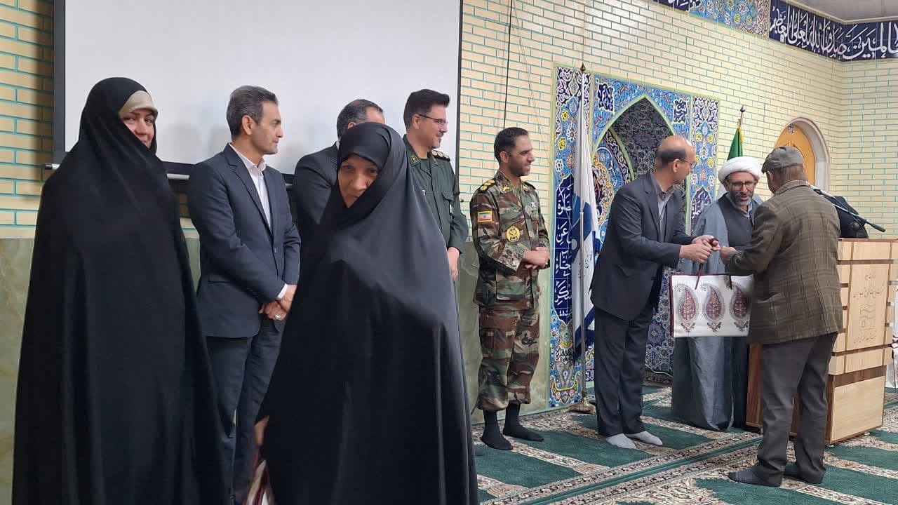 از اعتبارات فرهنگی ادارات در امور ایثارگران استفاده شود از اعتبارات فرهنگی ادارات در امور ایثارگران استفاده شود